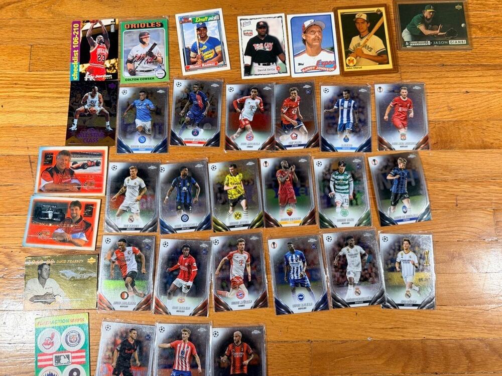 35 Mixed Sports Card Lot Topps UEFA Soccer Jordan MLB Rookies & Stars35 Mixed Sp